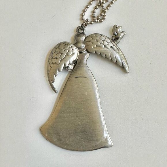 Pewter silver tone hanging angel - Picture 2 of 7